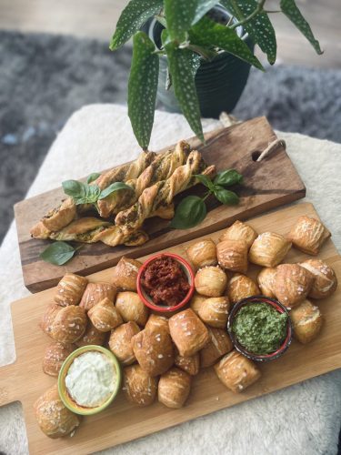 Pretzel Bites & Pesto Twists
